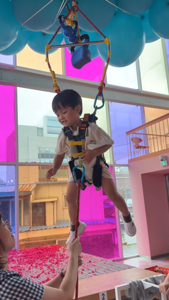 空飛んでる次男